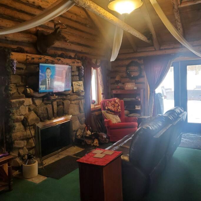 1913 Love Shack Bethel White Lake Ny Eksteriør billede